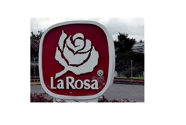 Trabajadores de La Rosa se encadenan