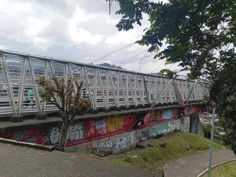 Deplorable estado tiene el Viaducto Pereira-Dosquebradas